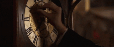 kello liikkuu giphy (3)